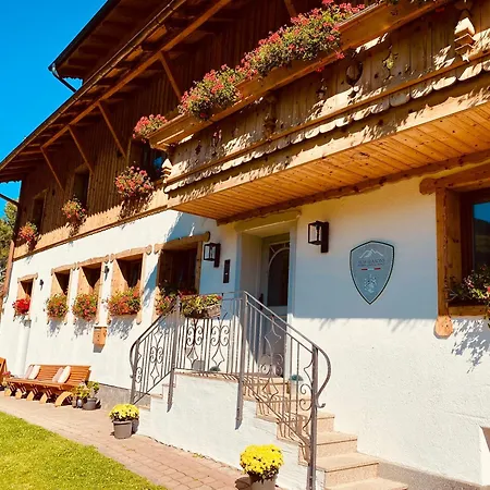Alm Seasons Premium - Ganzes Alpesi faház