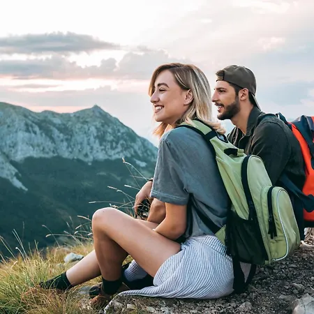Alm Seasons Premium - Ganzes Alpesi faház